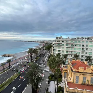 115 By The Sea Nice